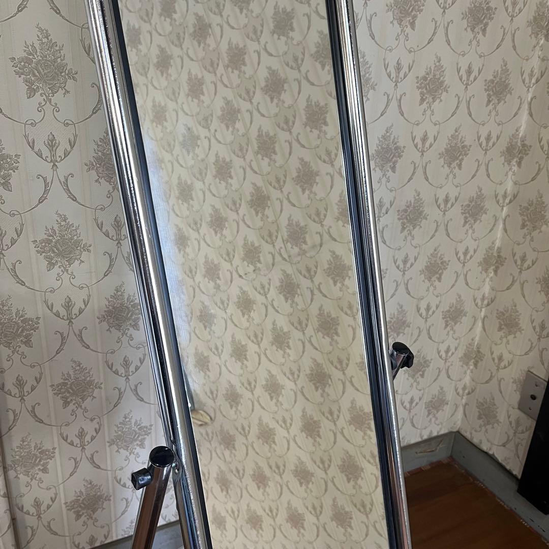 【アンティーク】アイアンフレーム スタンドミラー 全身鏡 メタル 個性派 男前