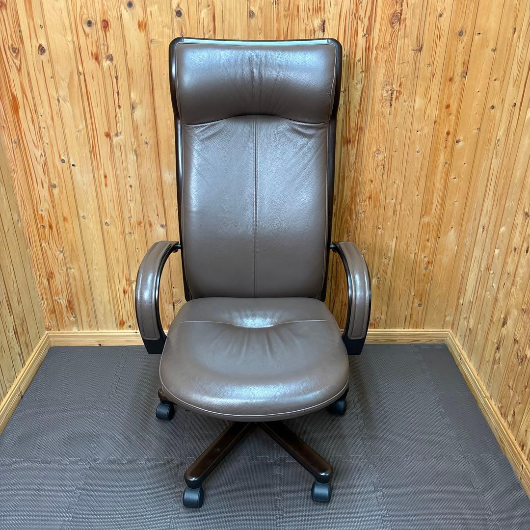 カリモク XT5750 肘付き デスクチェア 書斎椅子 本革