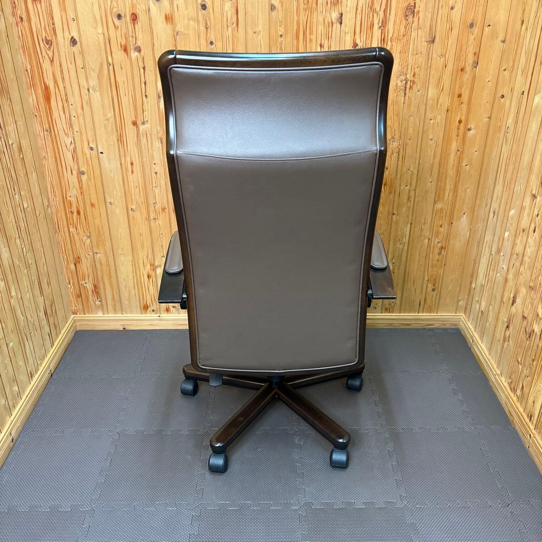 カリモク XT5750 肘付き デスクチェア 書斎椅子 本革