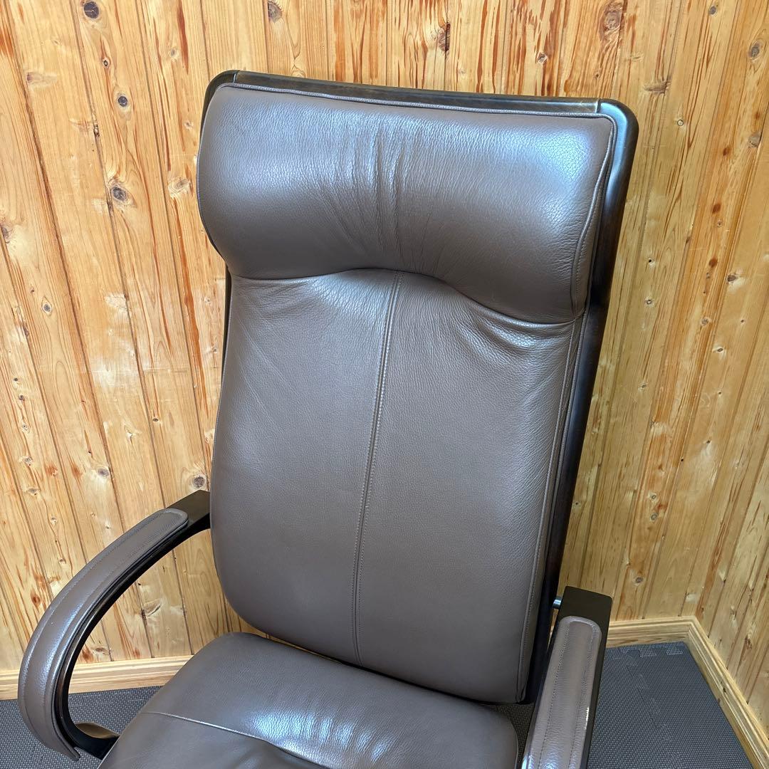 カリモク XT5750 肘付き デスクチェア 書斎椅子 本革