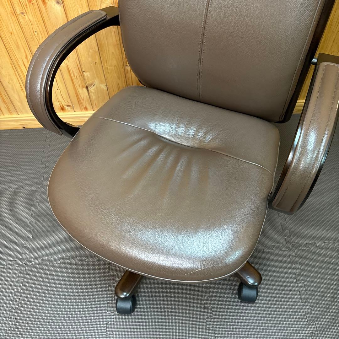 カリモク XT5750 肘付き デスクチェア 書斎椅子 本革
