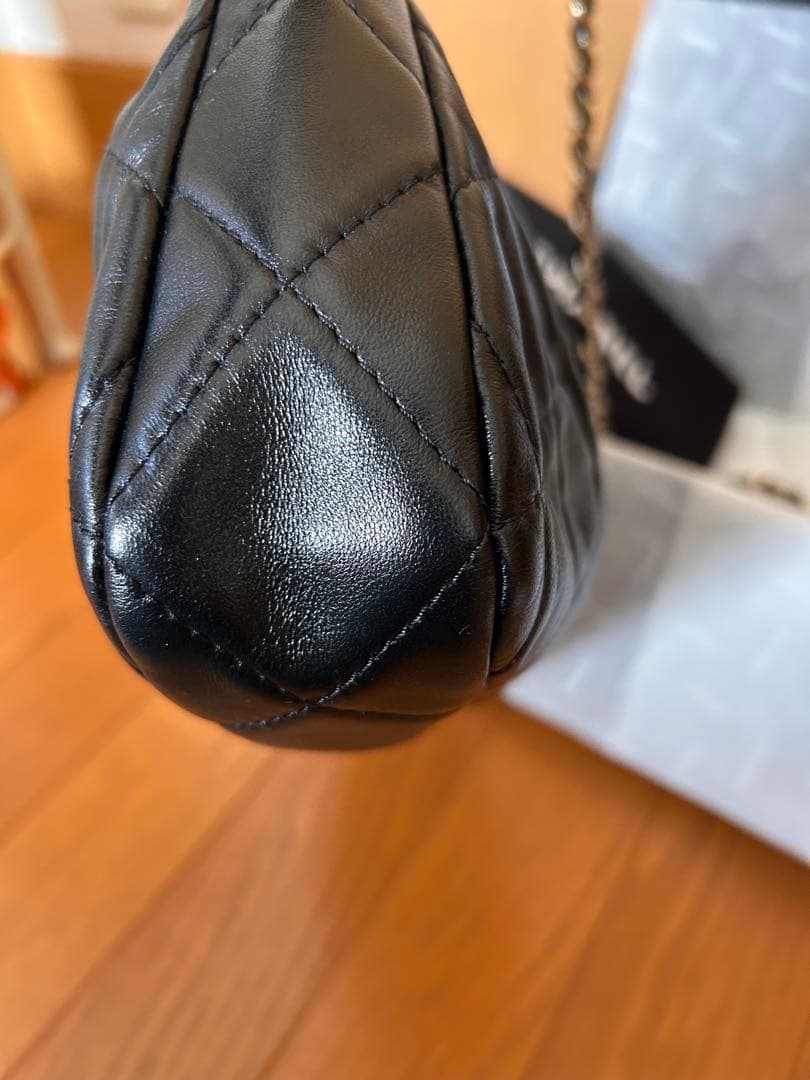 CHANEL ブラック チェーンショルダーバッグ