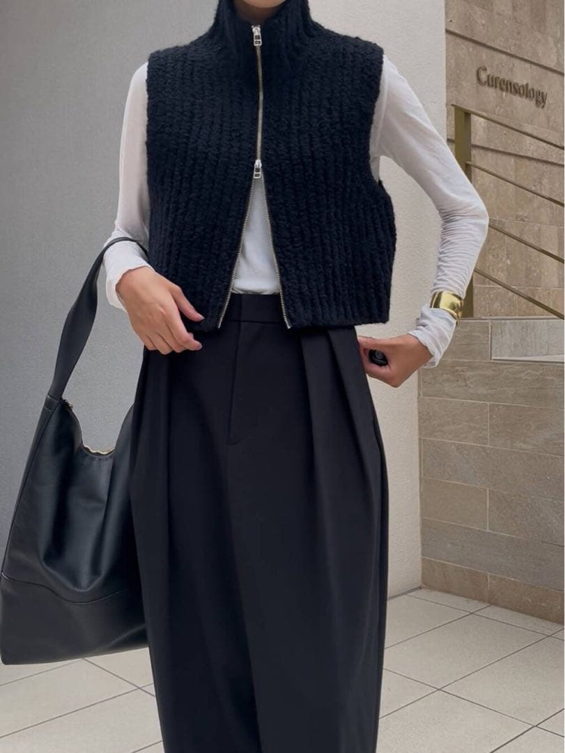 Curensology ブークレジップニットベスト