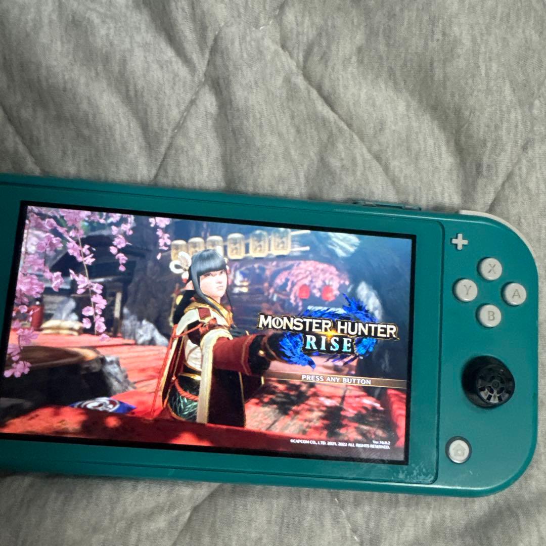 任天堂スイッチLight