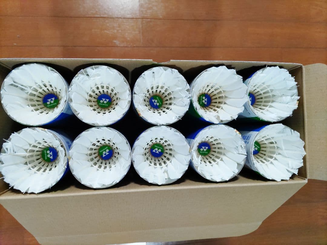 YONEX中古ニューオフィシャル130個入り