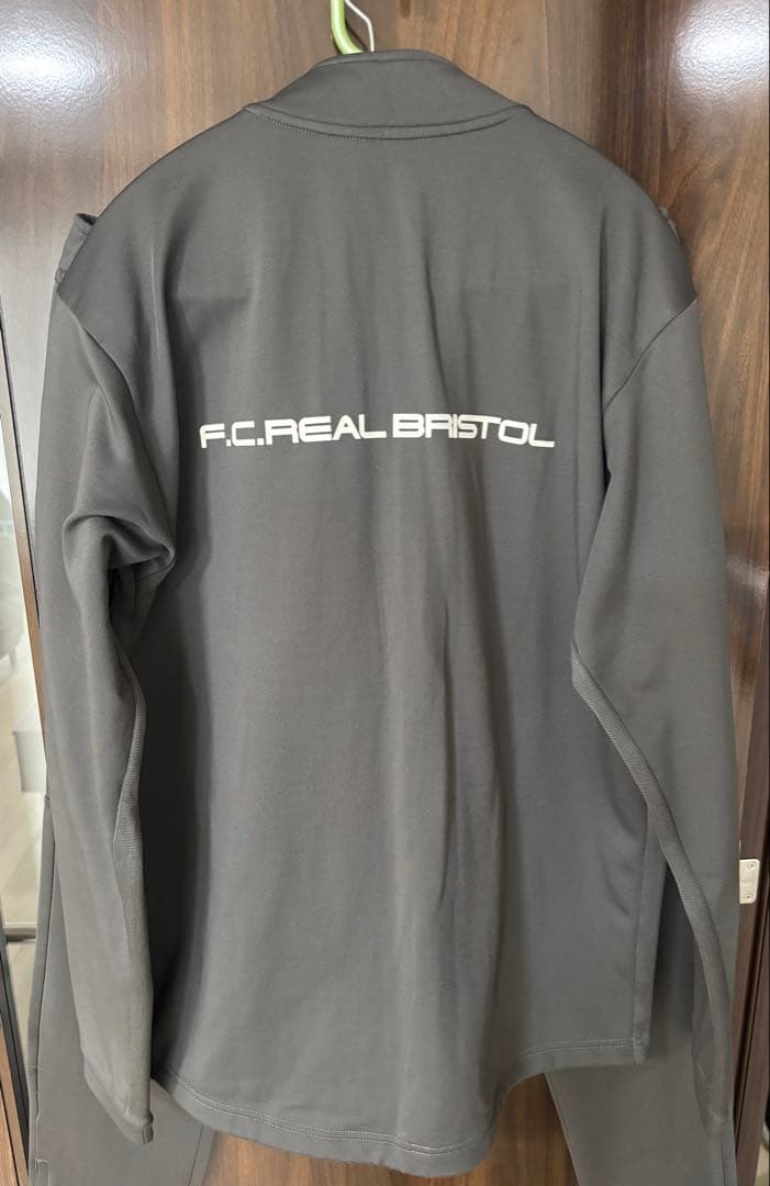 F.C.REAL BRISTOL ジャージセット カーキグレー