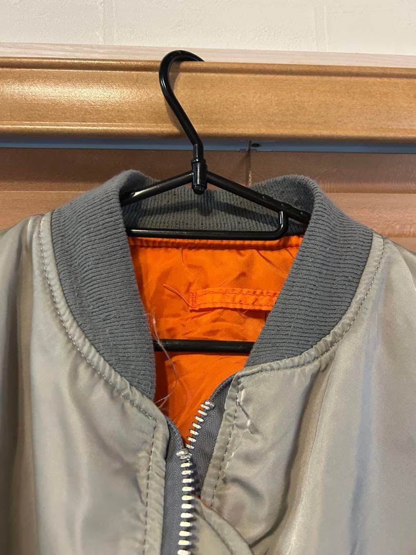 ジャケット・アウター ALPHA MA-1 FLIGHT JACKET silver