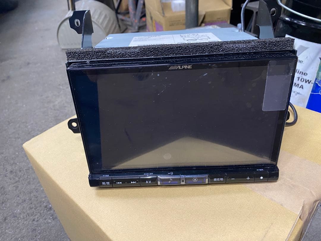 S*A様 ALPIN X8Nカーナビ 美品　取り付け金具付き　トヨタアルファード