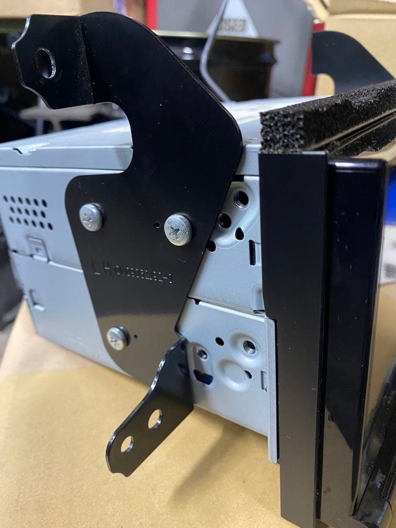 S*A様 ALPIN X8Nカーナビ 美品　取り付け金具付き　トヨタアルファード