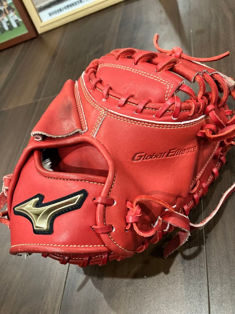 Mizuno Global Elite キャッチャーミット 赤