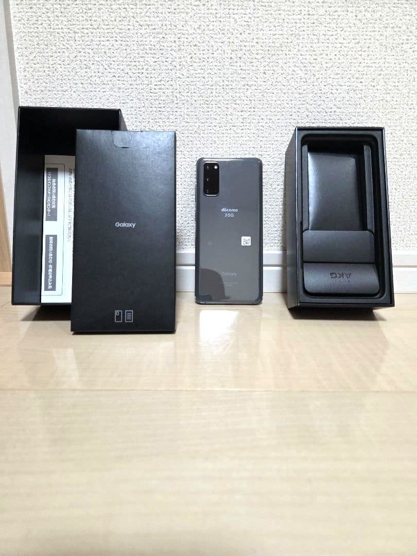 Galaxy スマートフォン SC-51A