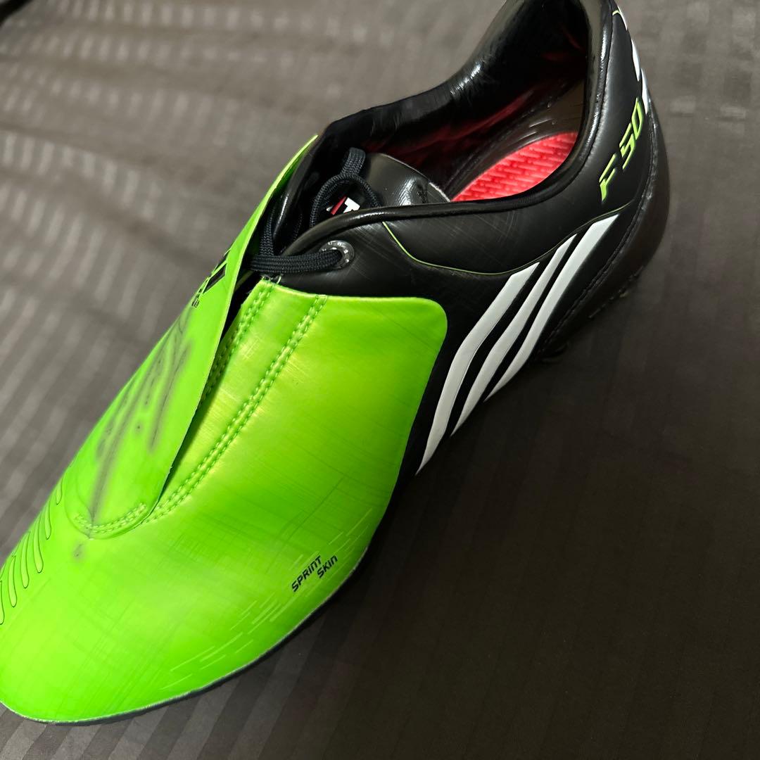 メッシ　直筆サインスパイク　バルセロナ　アルゼンチン代表　当選書付　アディダス