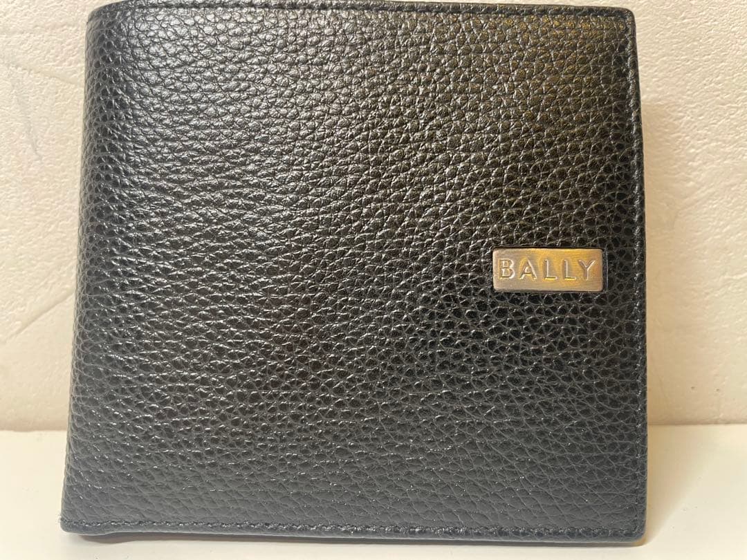 【新品未使用】BALLY ブラック 二つ折り財布