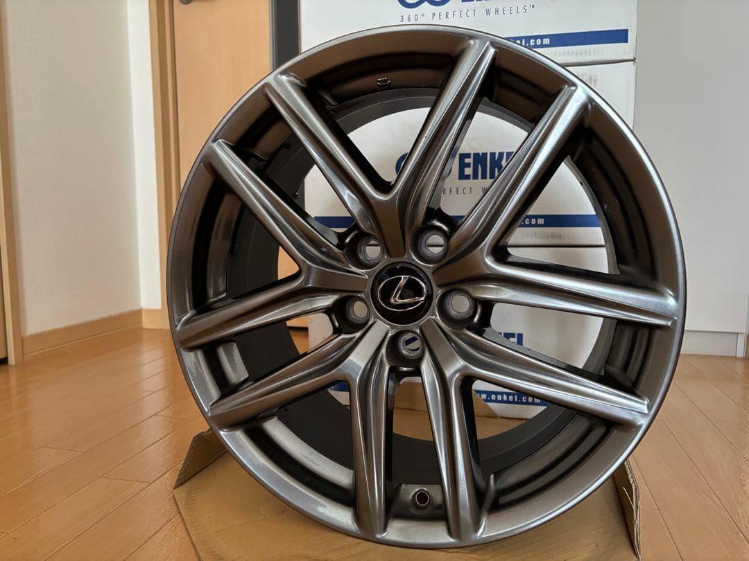 レクサスIS 18インチ 純正ホイールＦスポーツ