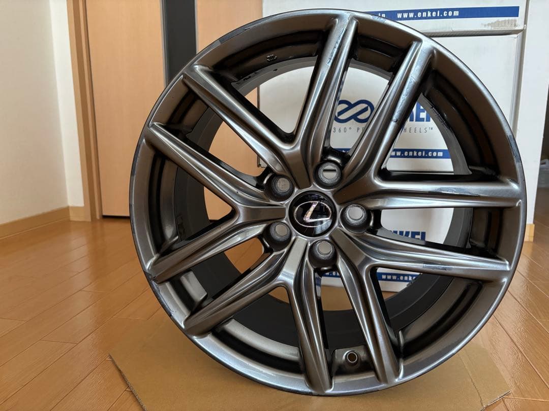 レクサスIS 18インチ 純正ホイールＦスポーツ