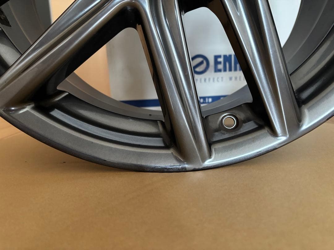 レクサスIS 18インチ 純正ホイールＦスポーツ