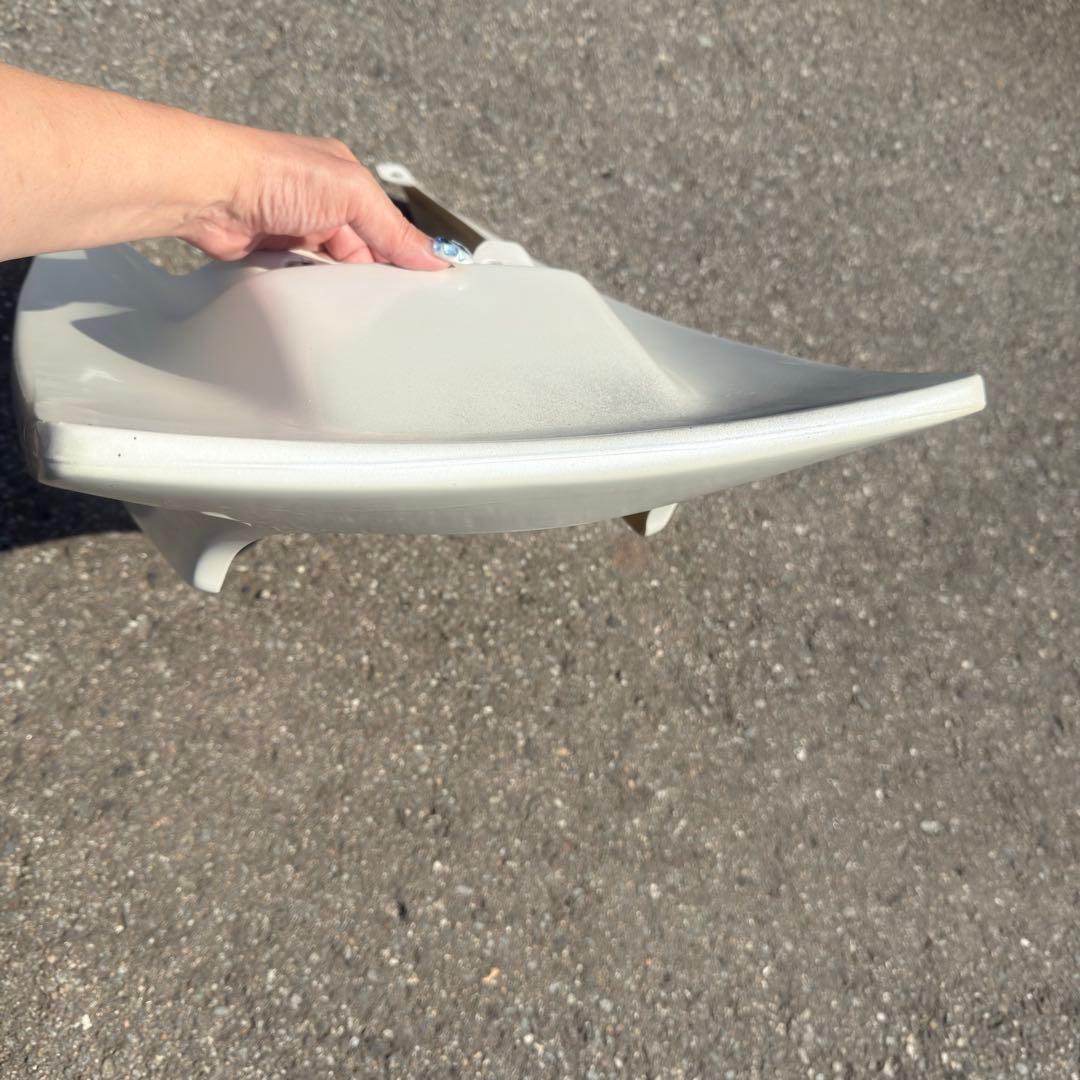 CB400SF テールカウル