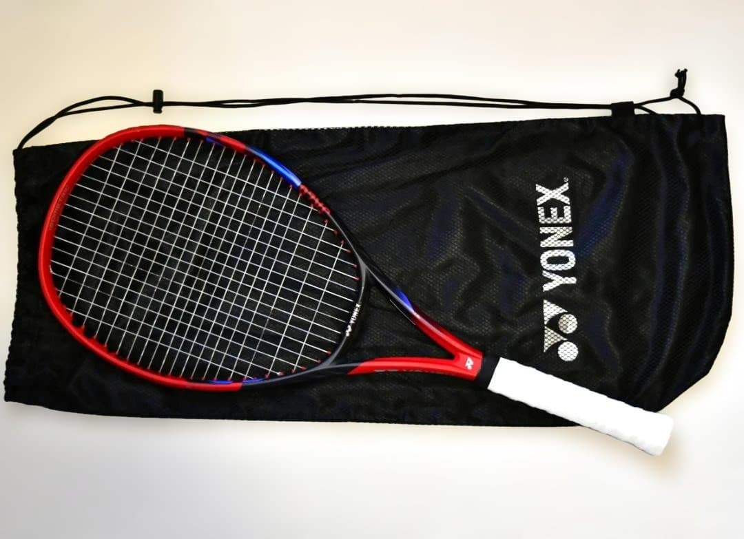 YONEXブイコア100 ′23 即使える！新品ガット ・新品グリップ ケース付
