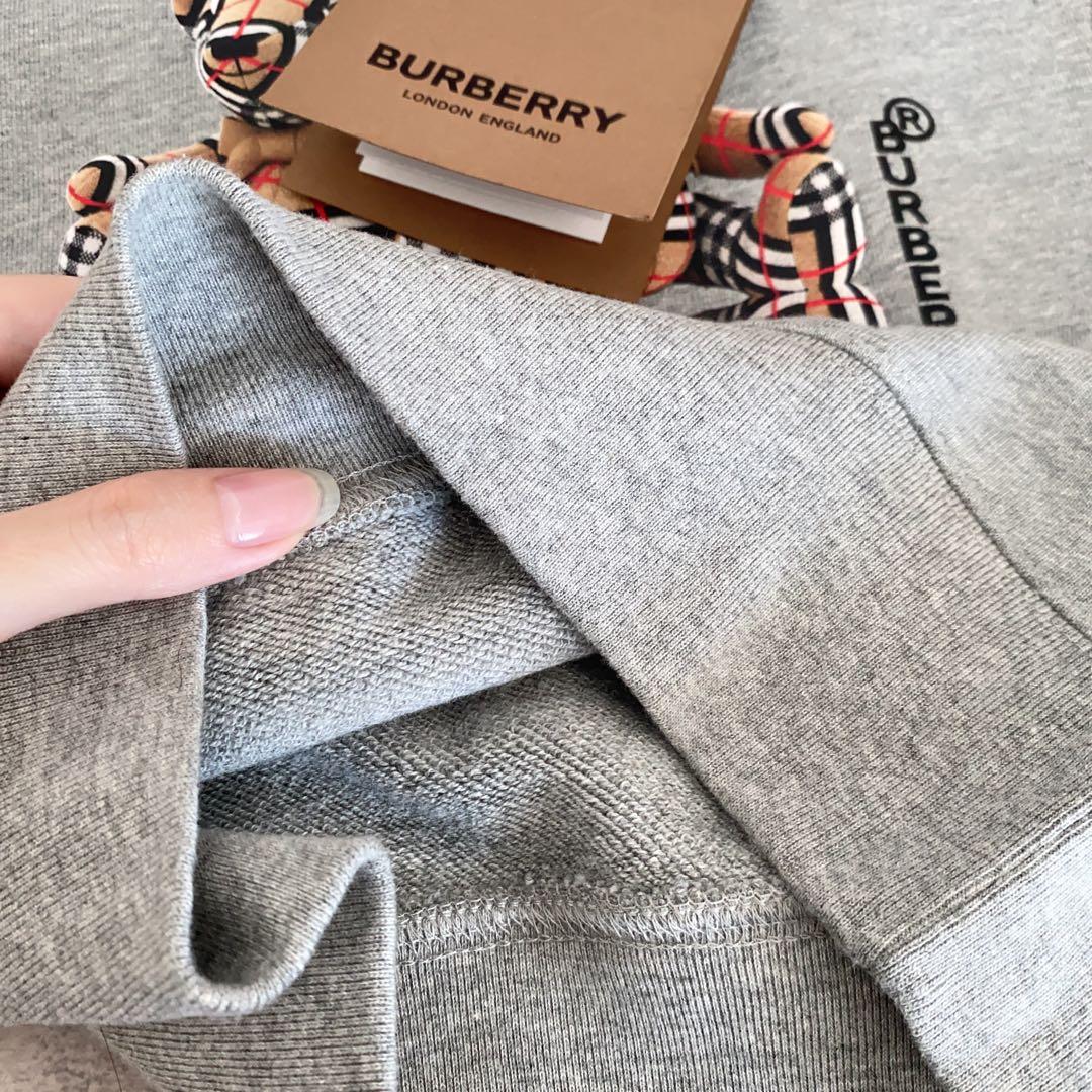 専用ページ【新品】Burberry キッズ ロゴ トレーナー くま グレー 4Y