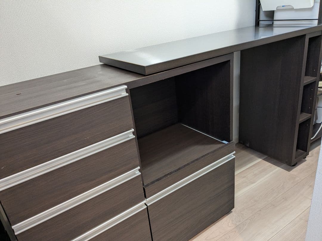 伸長式キッチン収納