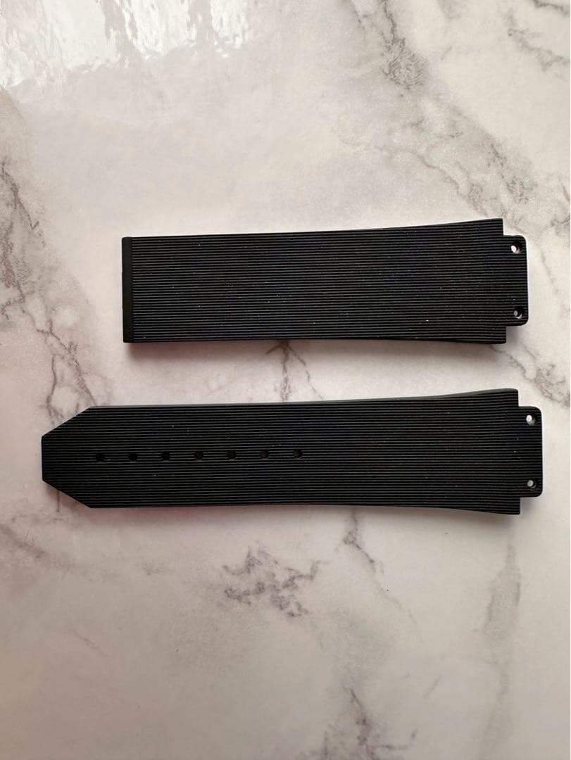 HUBLOT ラバーベルト黒　アエロフュージョン