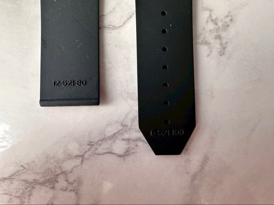 HUBLOT ラバーベルト黒　アエロフュージョン