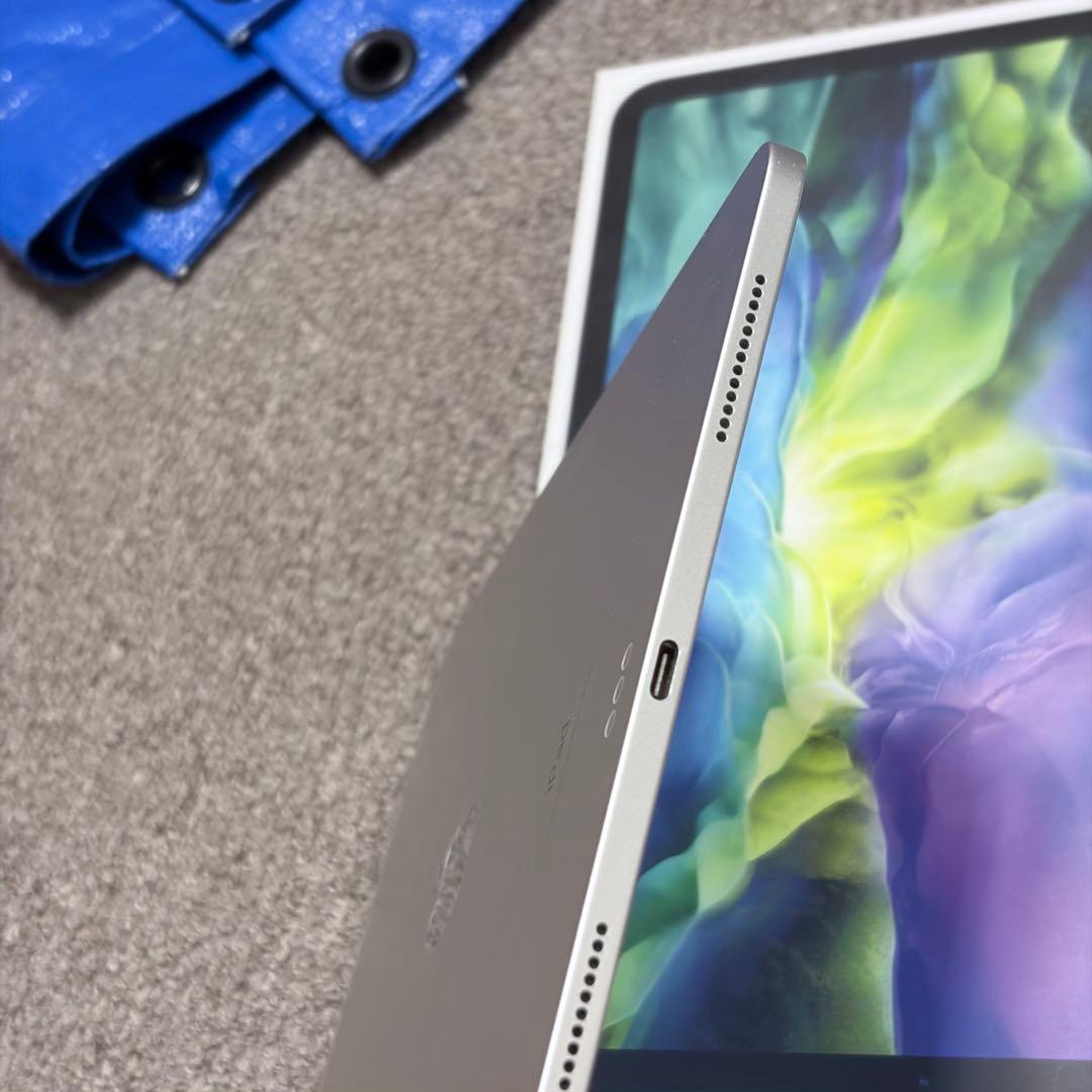 iPad Pro 11インチ 第2世代 Wifiモデル 128GB シルバー