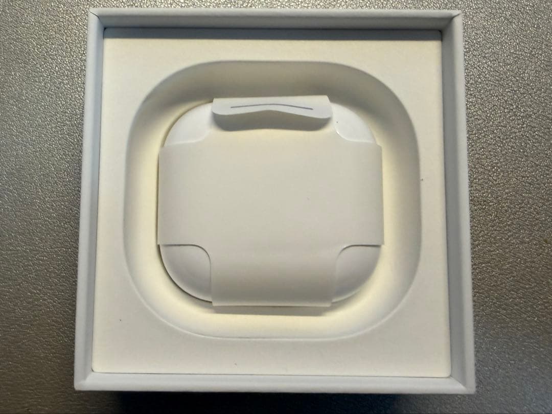 m*n様 【純正】Apple AirPods 4 ノイズキャンセリング搭載
