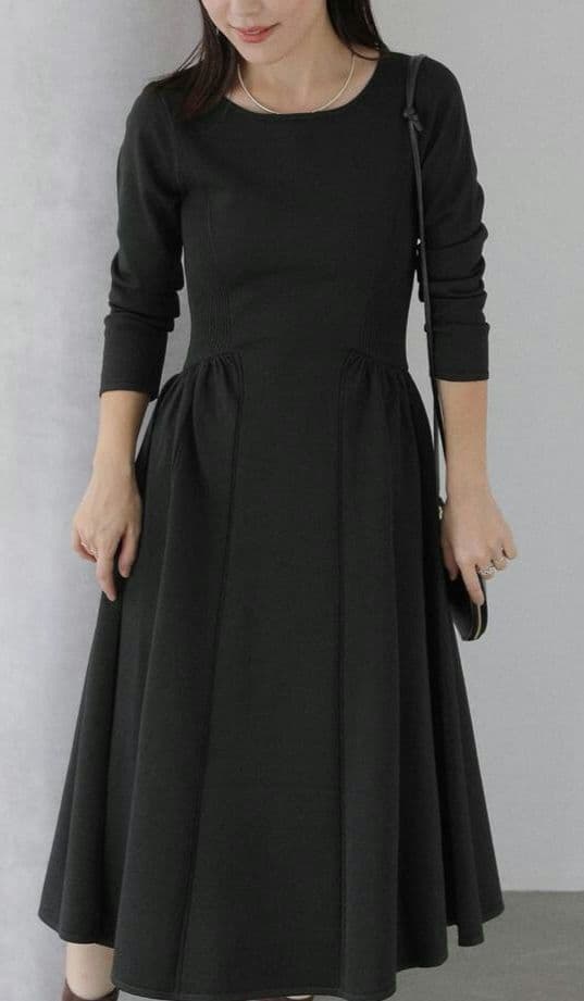 【新品】ラトータリテ フィットフレアニットワンピース