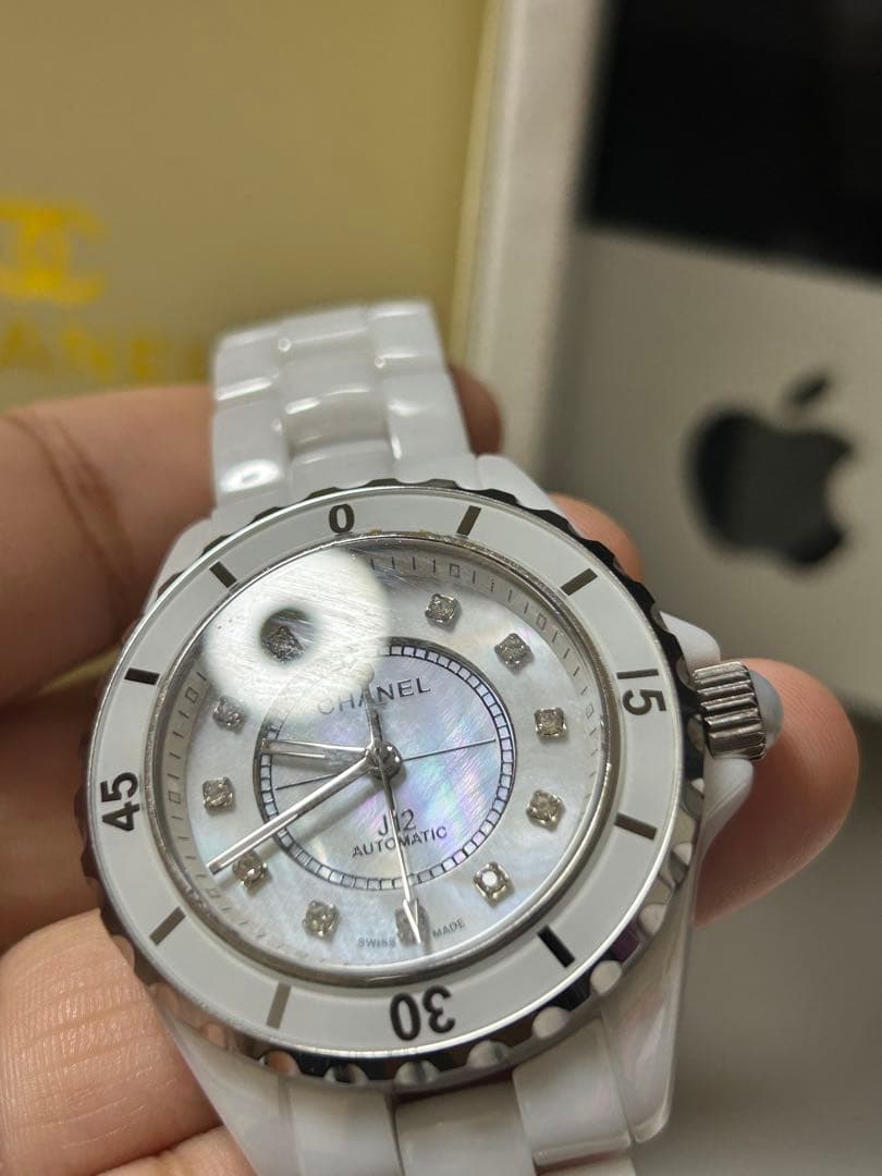 CHANEL J12 ホワイトセラミック 時計