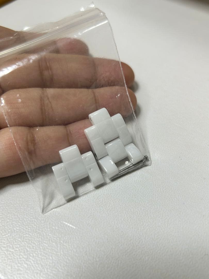 CHANEL J12 ホワイトセラミック 時計