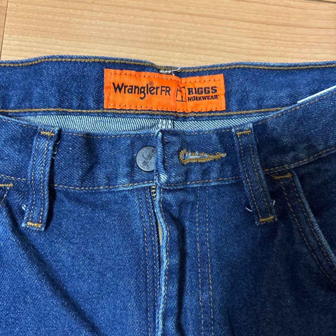 海外限定　FR Carpenter 32x30 apartment