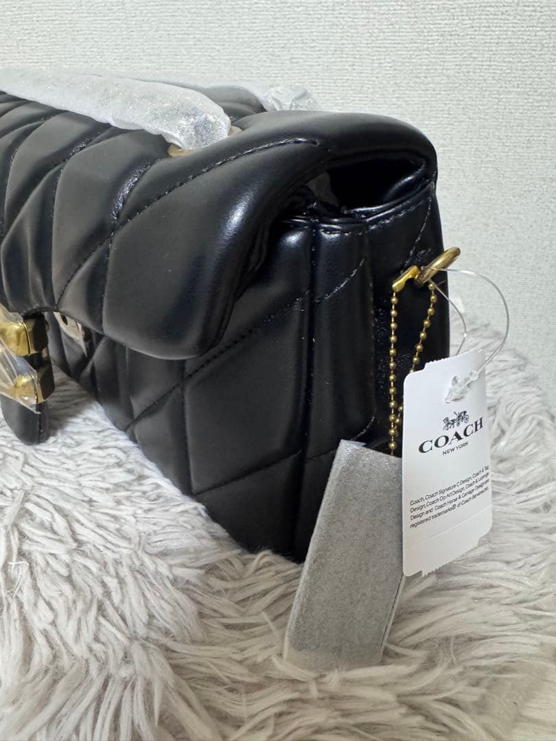 COACHタビー ショルダー バッグ 26・キルティング　ブラック/ゴールド