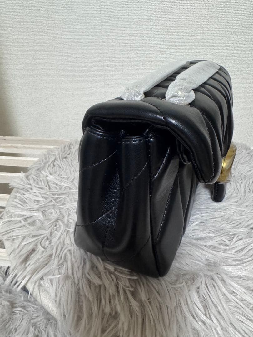 COACHタビー ショルダー バッグ 26・キルティング　ブラック/ゴールド