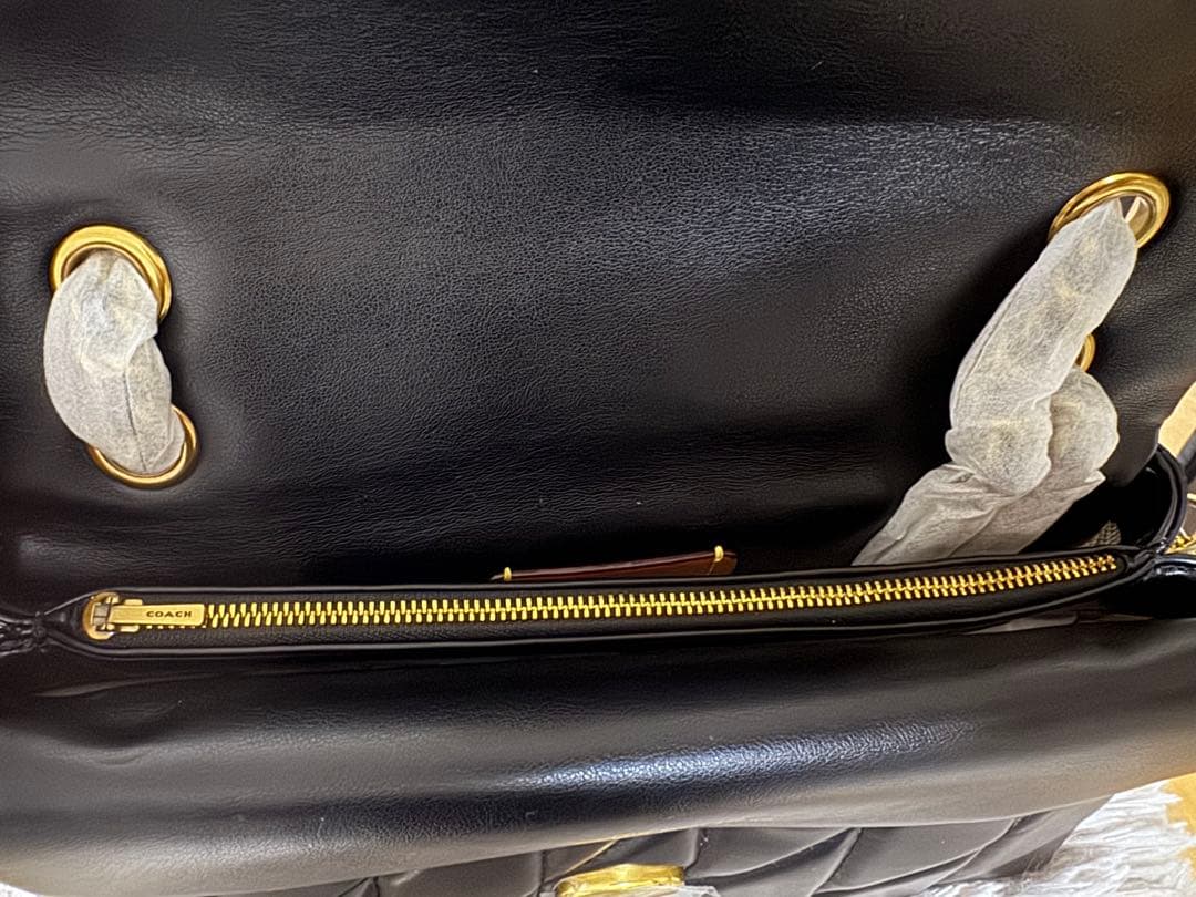 COACHタビー ショルダー バッグ 26・キルティング　ブラック/ゴールド