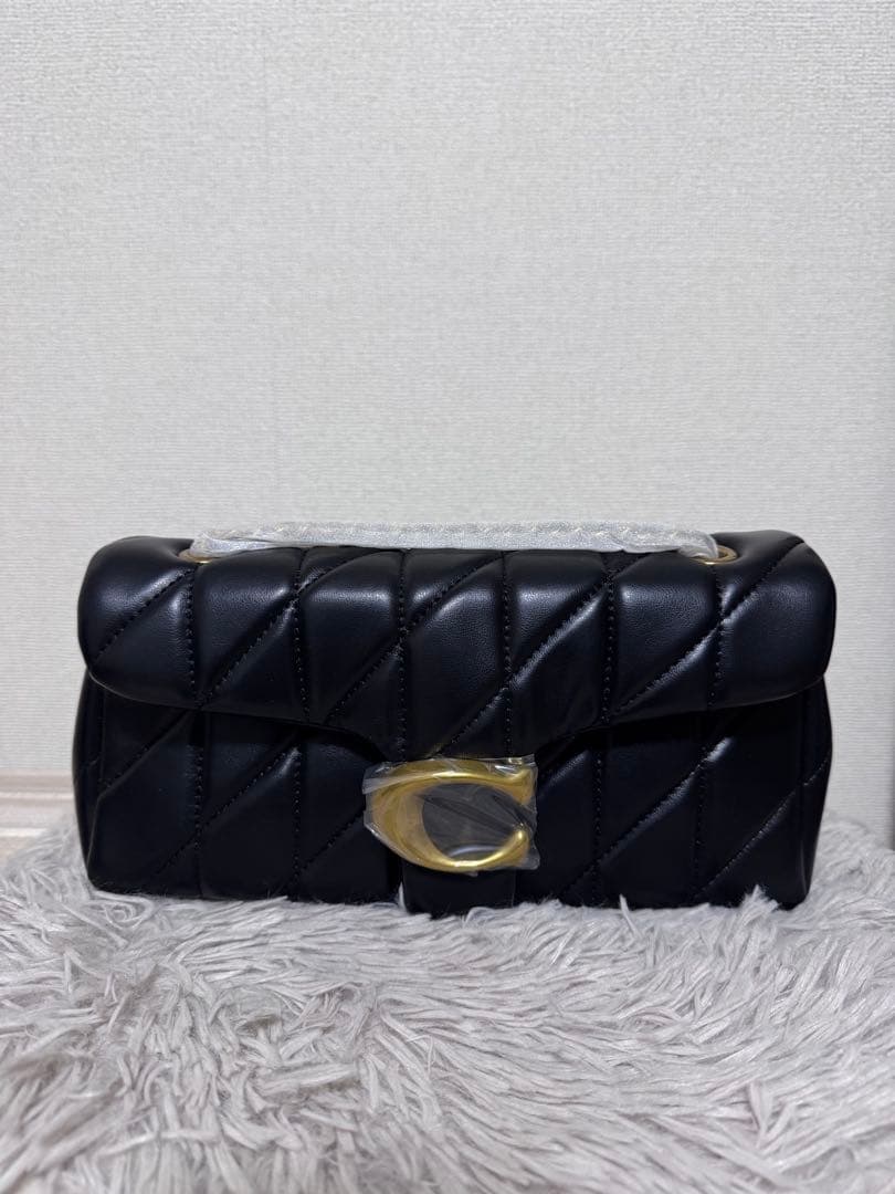 COACHタビー ショルダー バッグ 26・キルティング　ブラック/ゴールド