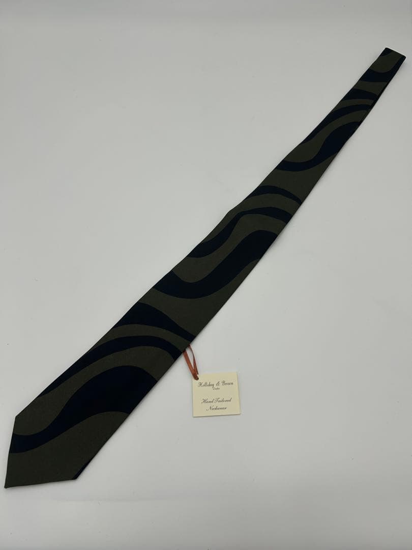 新品未使用　Holliday & Brown ネクタイ　ホリデー&ブラウン　緑