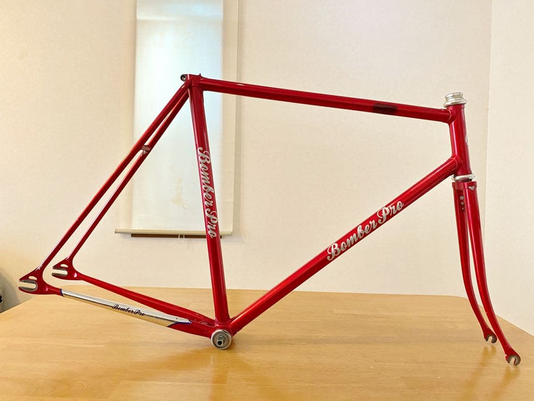 Bomber Pro ピストフレーム