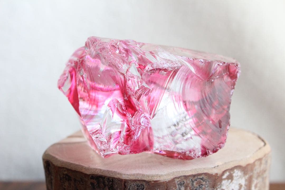 インドネシア産アンダラクリスタル　マルチカラー（ピンク・クリア）