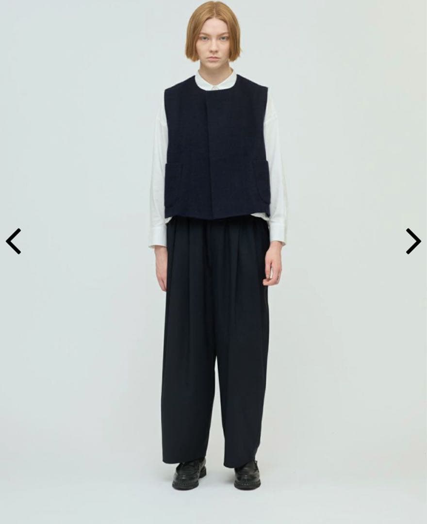 mizuiroindポケット付きクルーネックベスト　黒