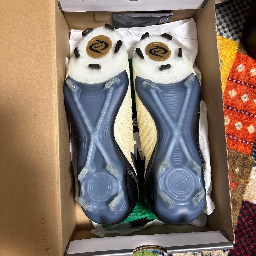 サッカースパイクナイキファントムgx2エリートfg