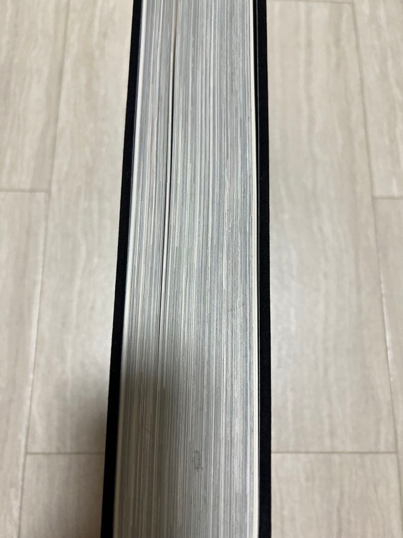 CHANEL CATWALK シャネル　本　インテリア