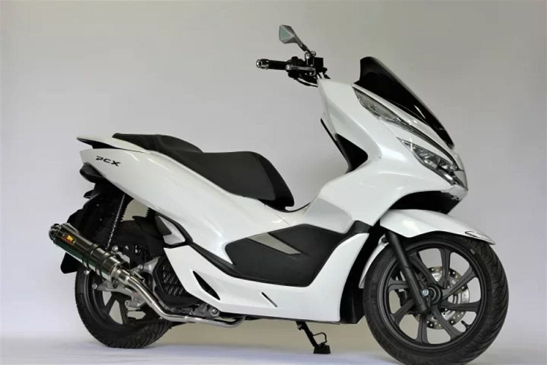 専用Realize ホンダ PCX125/150 22Racing JF 81