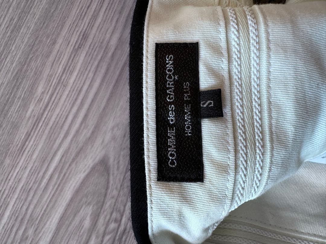 【値下げ】コムデギャルソンオムプリュス　黒 ウールスラックス スリムフィット S