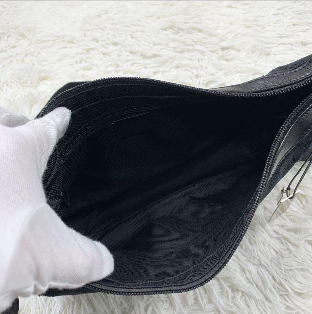 【美品】GUCCI ショルダーバッグ GGキャンバス ブラック