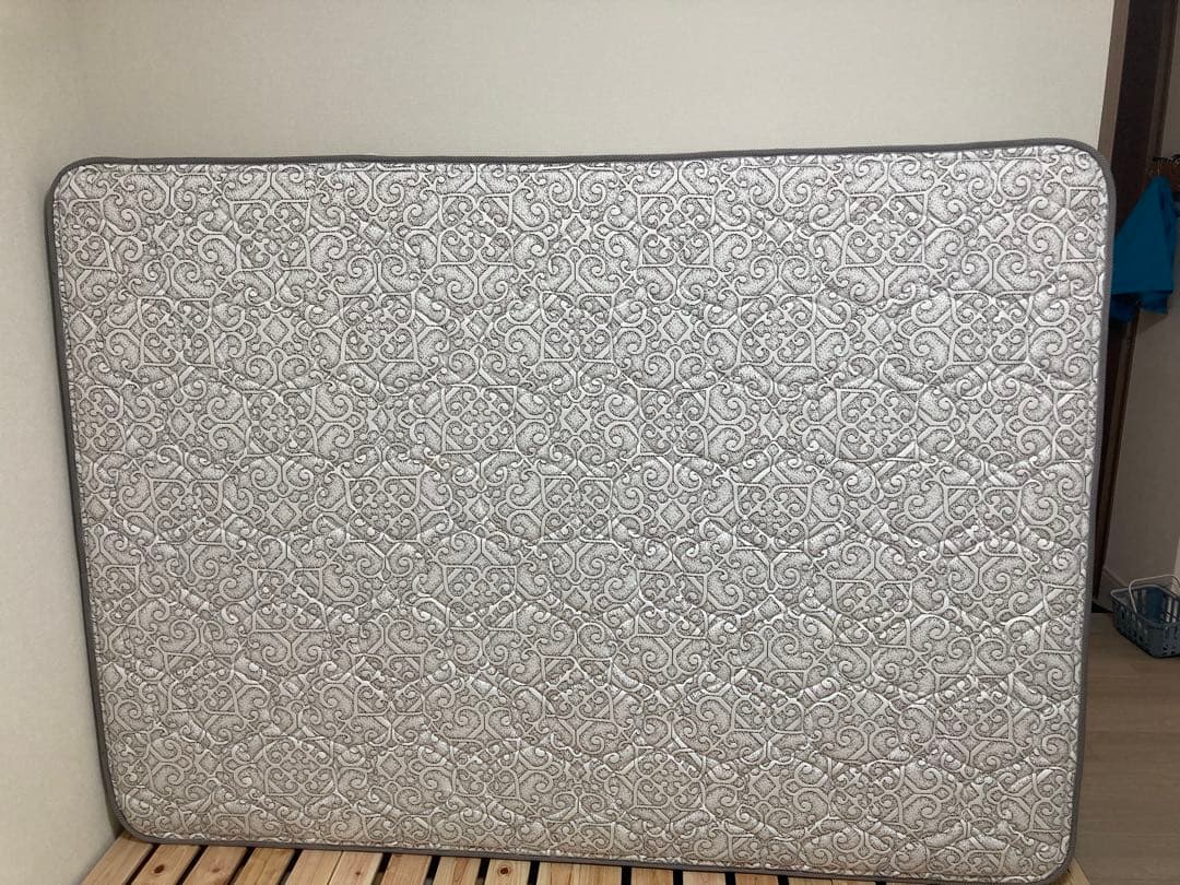 【シモンズ】マットレスダブル　Beautyrest Extra Hard