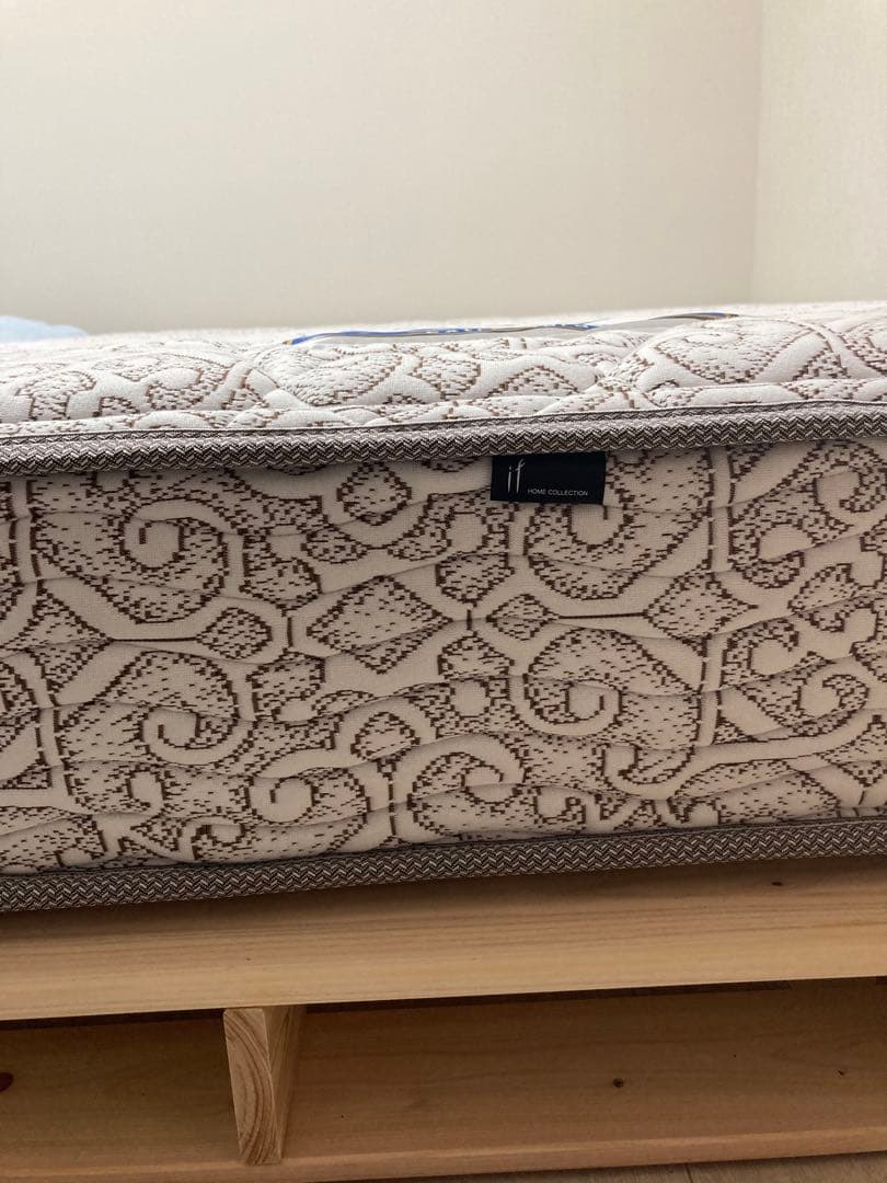 【シモンズ】マットレスダブル　Beautyrest Extra Hard