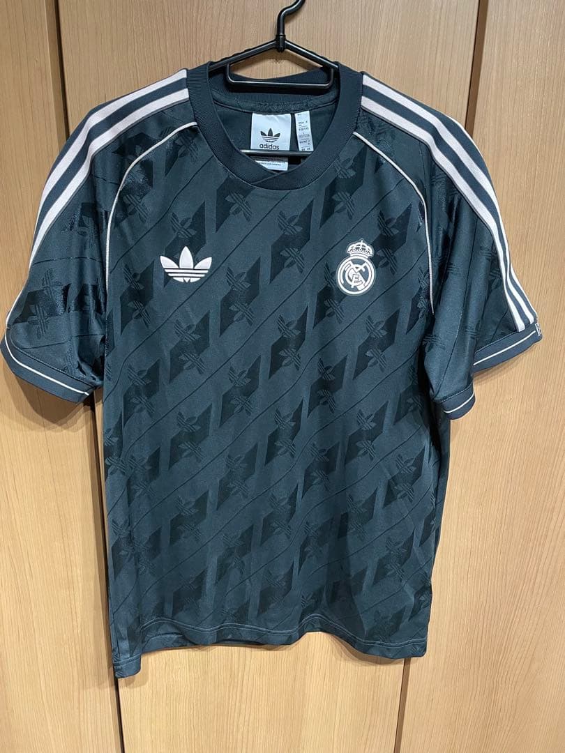 レアル・マドリード LIFESTYLER OGジャージー