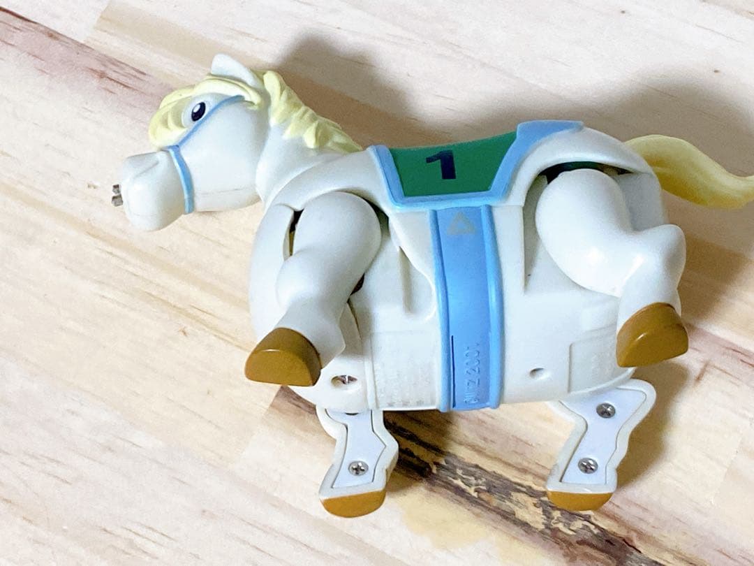 ジャンク品　　たまごっち　IDL 、4U、ポケットピカチューカラー、その為