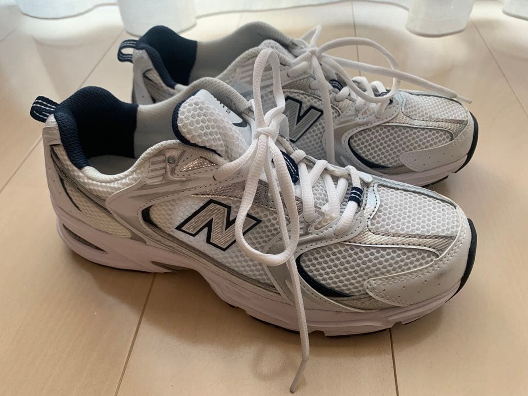 aki★New Balance MR530SG ホワイト　スニーカー